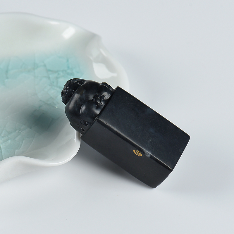 新疆籽料和田墨玉貔貅印章-红掌柜