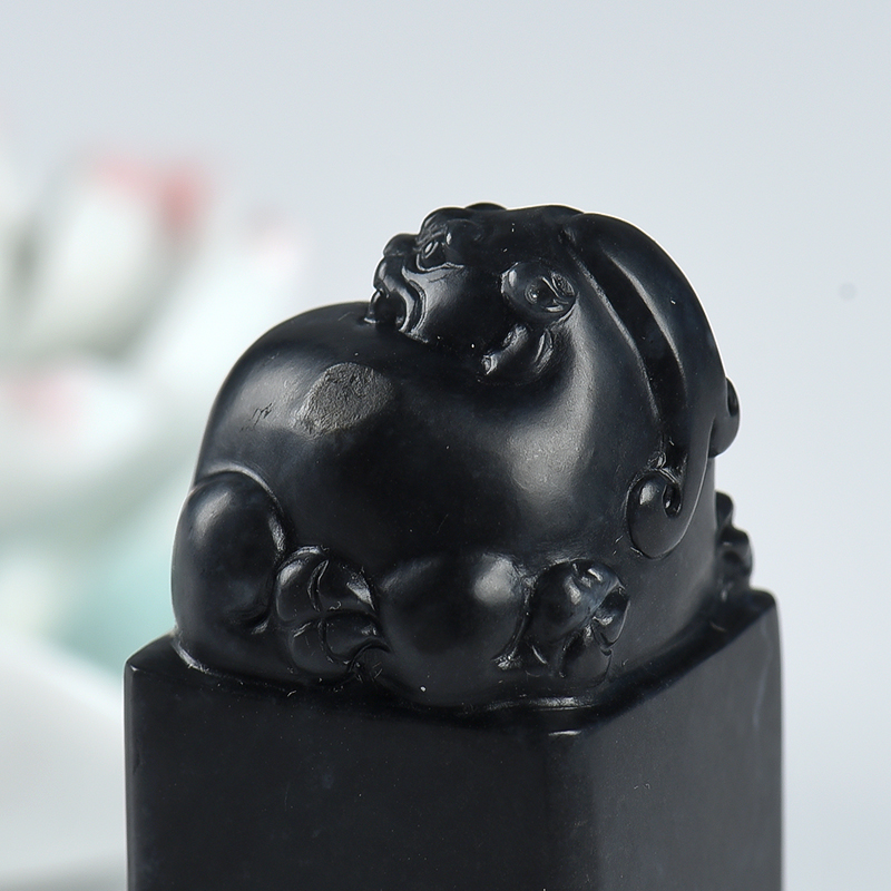 新疆天然籽料和田玉貔貅印章-红掌柜