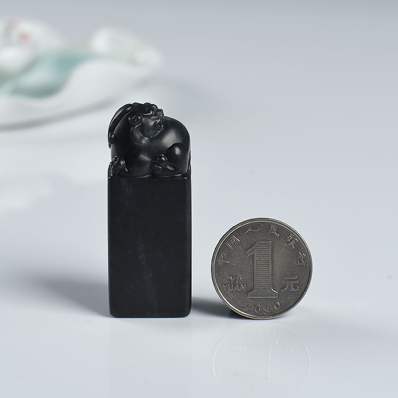 和田墨玉貔貅印章-红掌柜