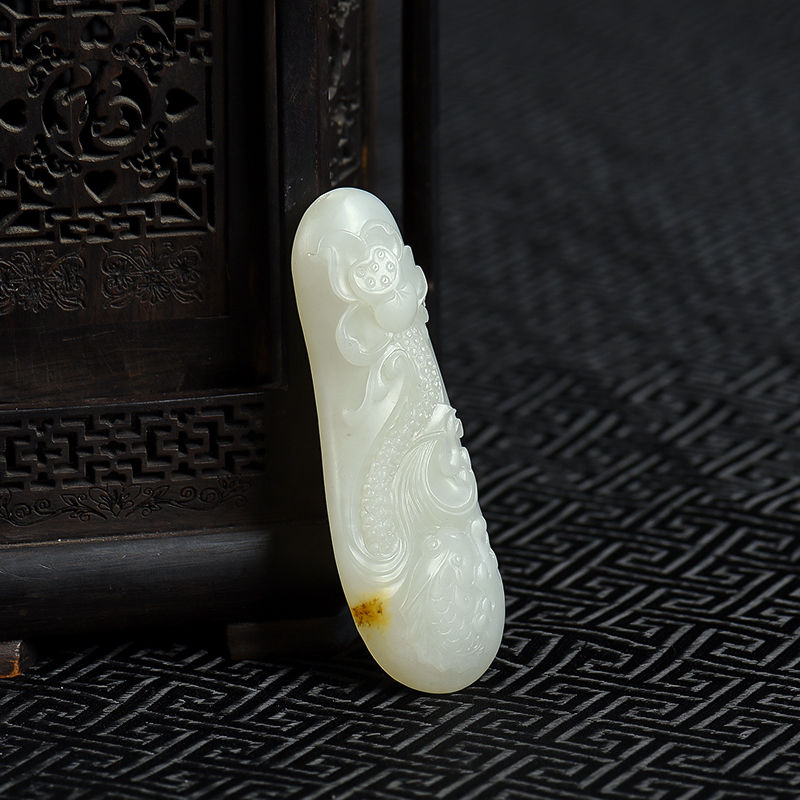 天然籽料和田白玉年年有余吊坠-红掌柜