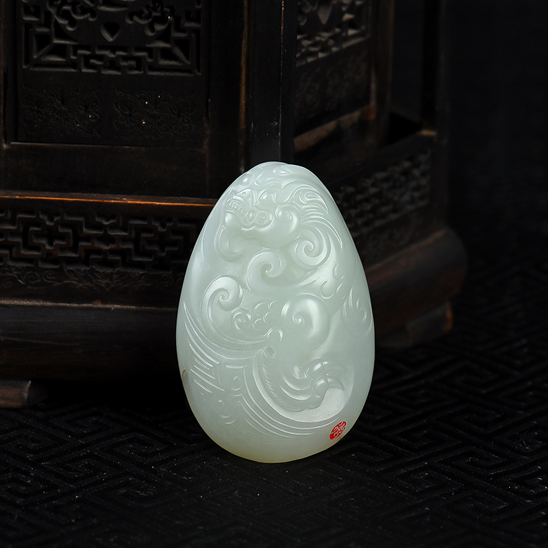 新疆天然籽料和田青白玉瑞兽吊坠-红掌柜