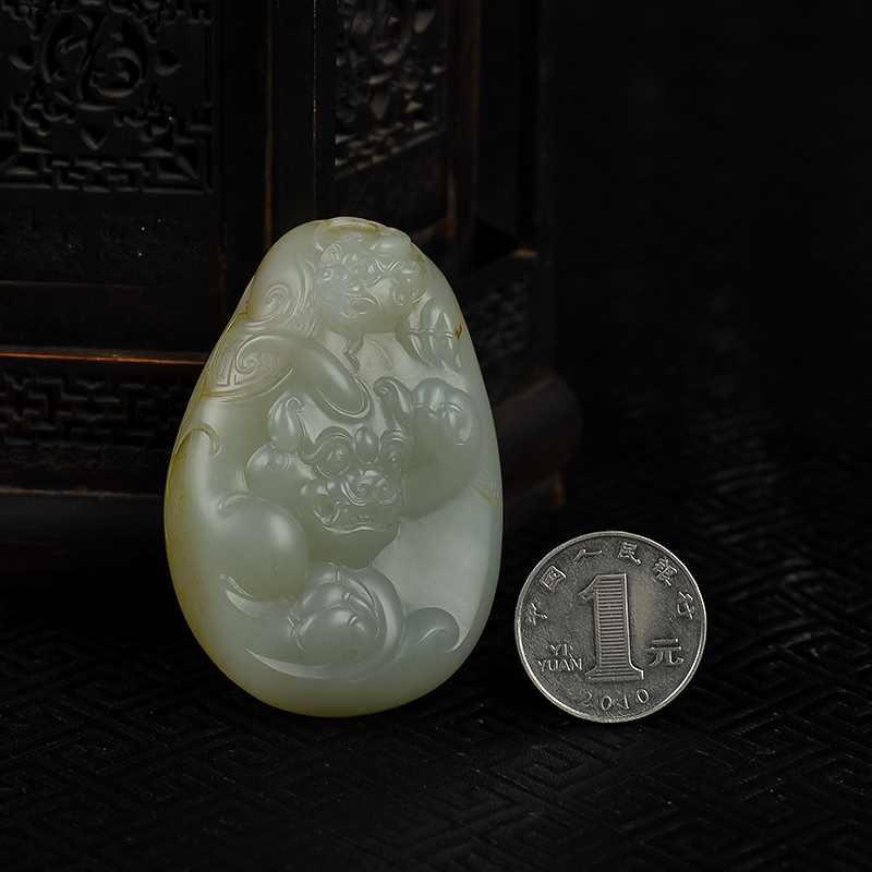 和田青白玉貔貅吊坠-红掌柜