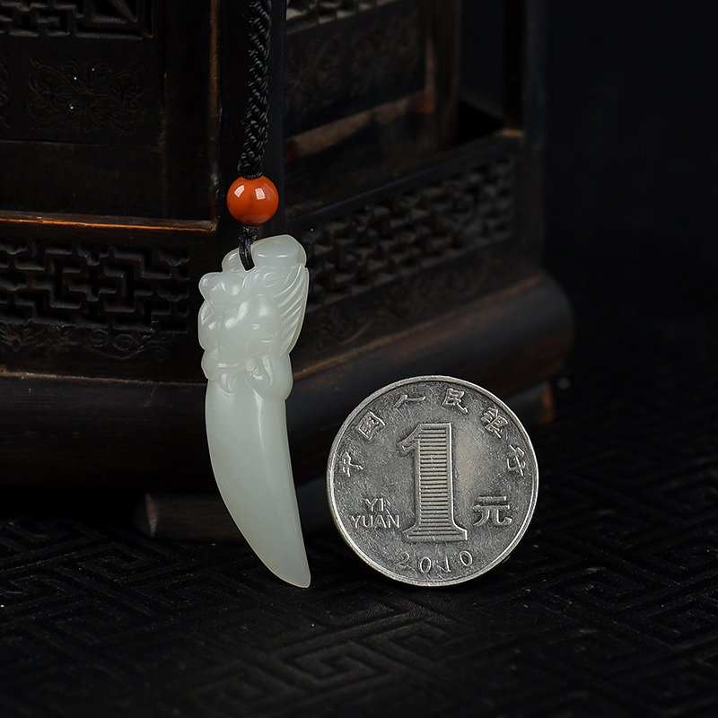 和田白玉瑞兽吊坠-红掌柜