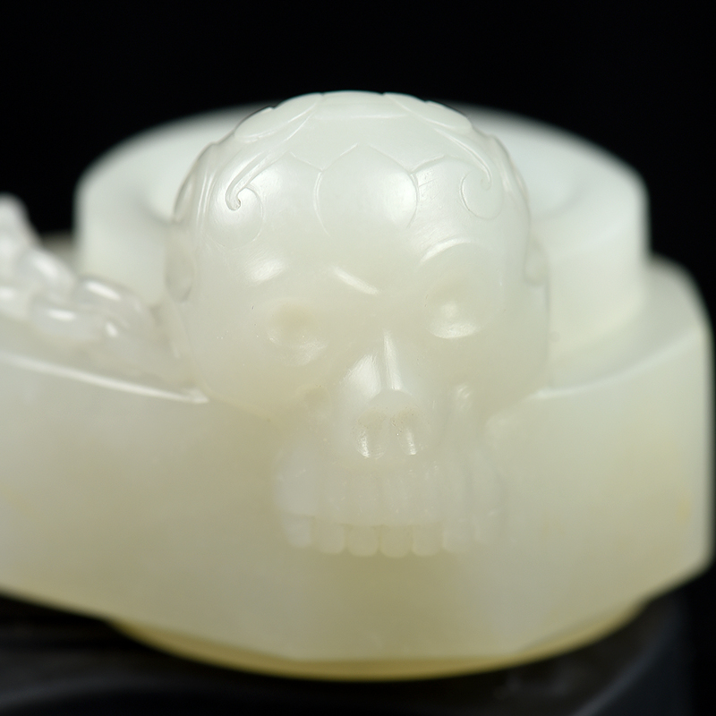 籽料和田白玉骷髅戒指-红掌柜