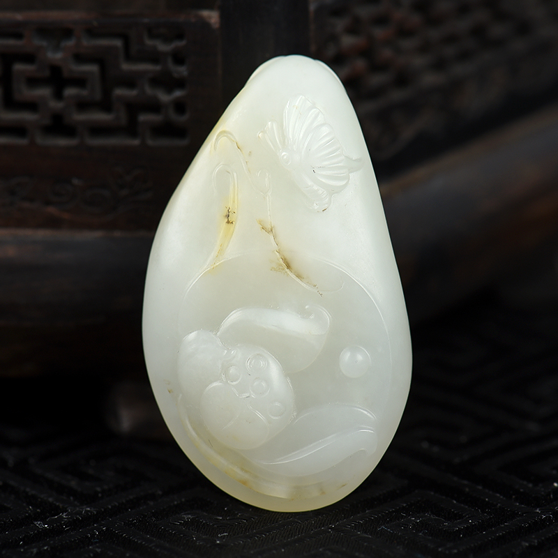 新疆天然籽料和田白玉吊坠-红掌柜