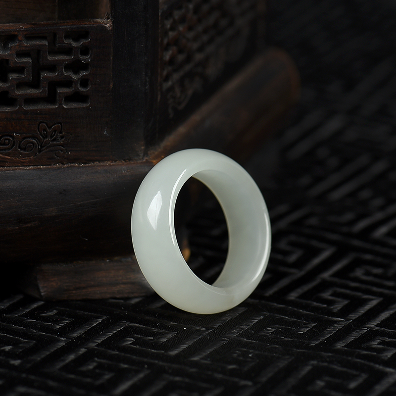 和田白玉戒指-红掌柜