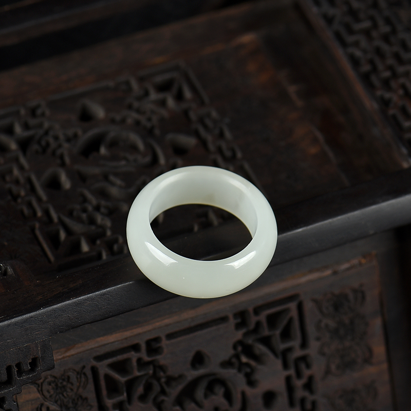 和田玉戒指-红掌柜