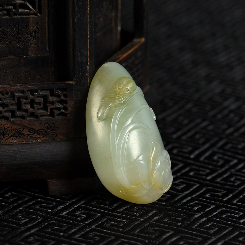 籽料和田青白玉喜登联科吊坠-红掌柜