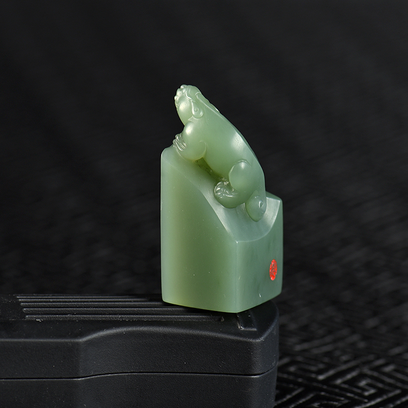 天然籽料和田青玉貔貅印章-红掌柜
