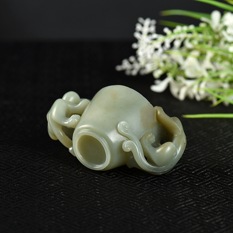 新疆天然山料和田青白玉酒樽-红掌柜