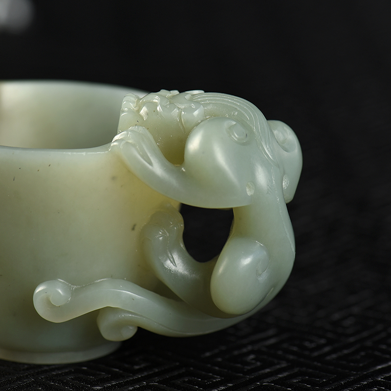 山料和田青白玉辰龙酒樽-红掌柜