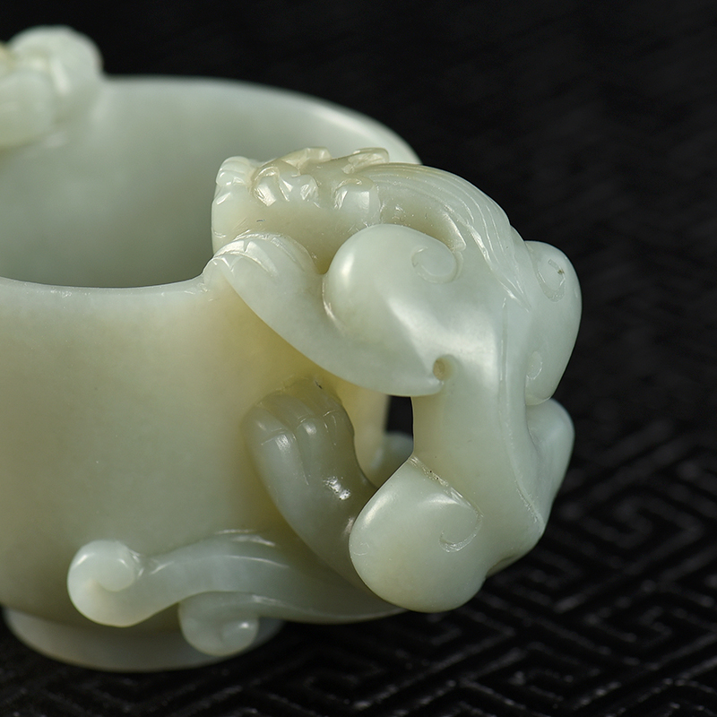 山料和田青白玉辰龙酒樽-红掌柜