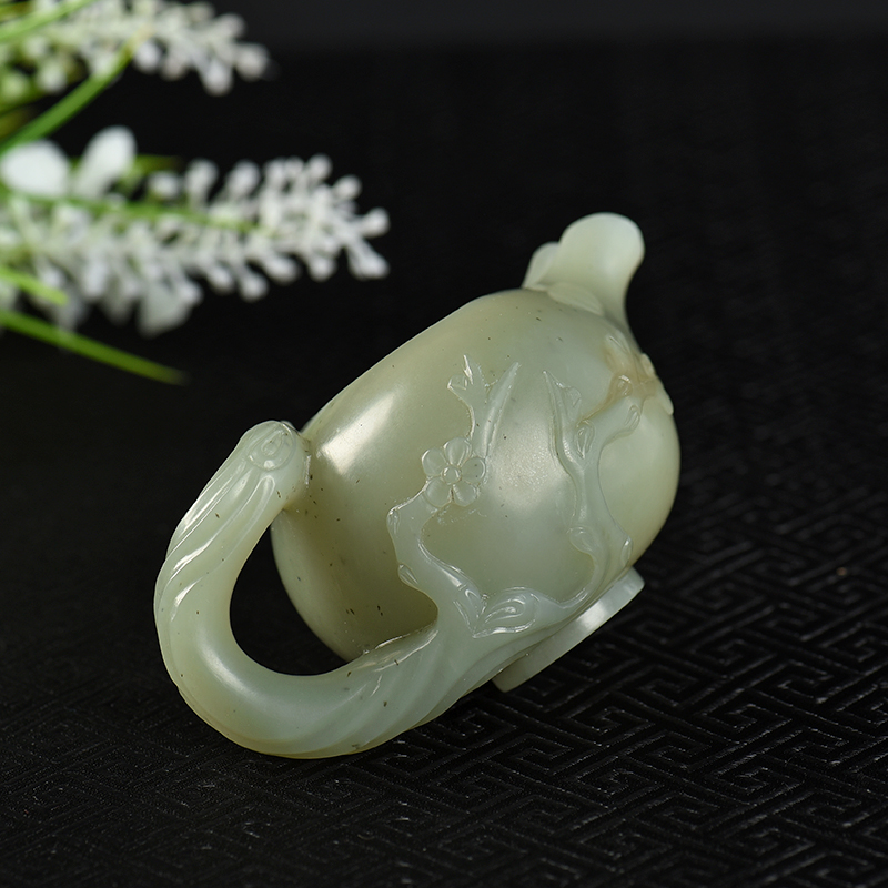 新疆天然和田青白玉喜上眉梢茶壶-红掌柜