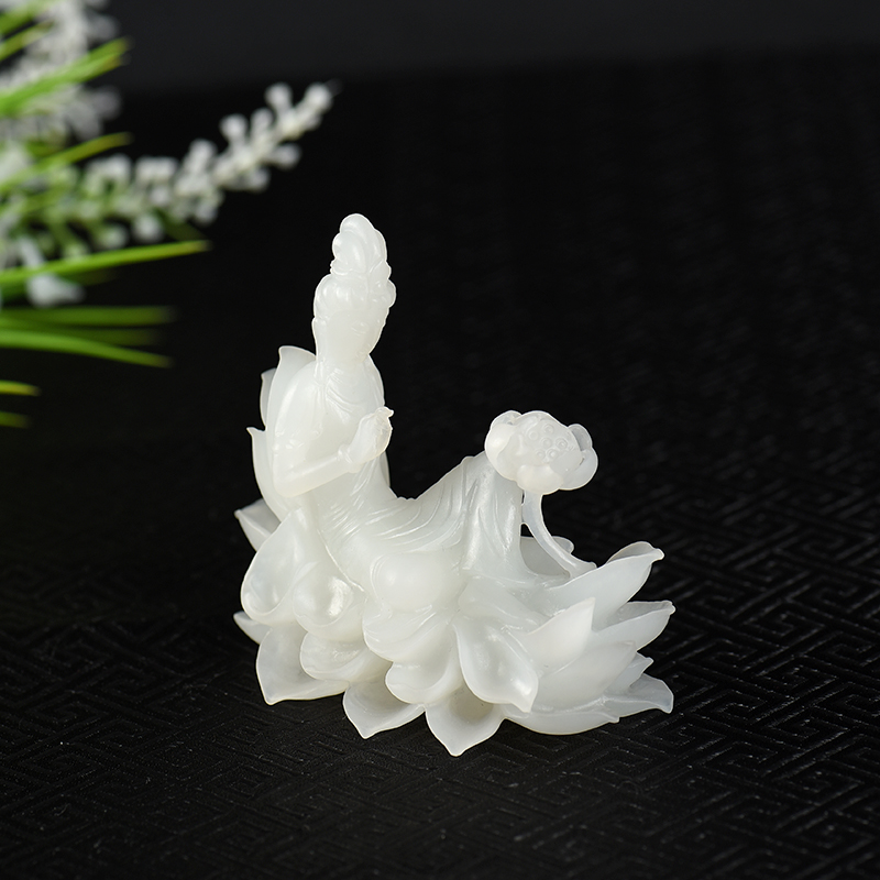 新疆天然和田白玉莲花观音摆件-红掌柜