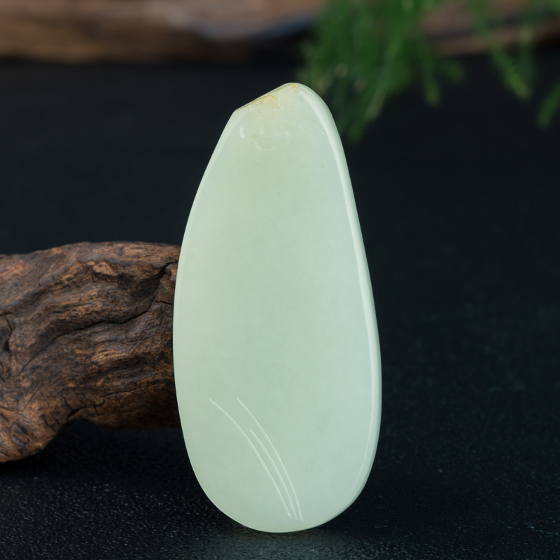 天然新疆和田青白玉喜上枝头吊坠-红掌柜