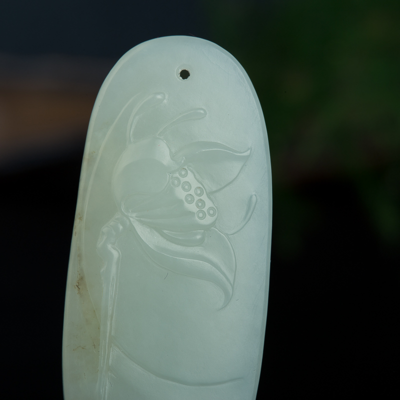 天然新疆和田白玉一品清廉吊坠-红掌柜