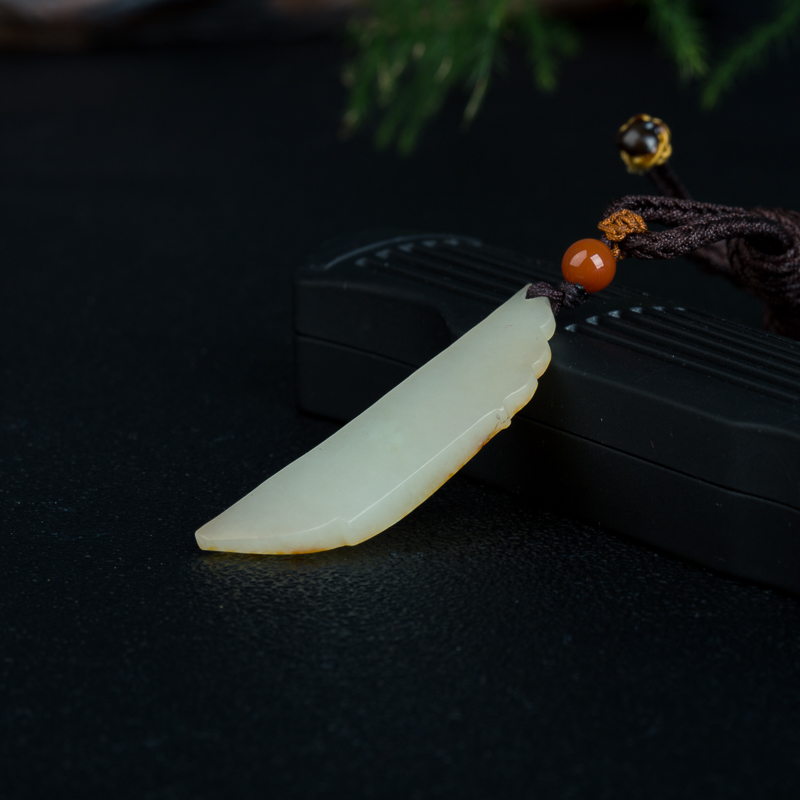 天然新疆籽料和田白玉吊坠-红掌柜