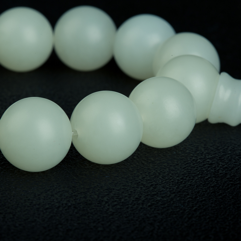 新疆籽料和田青白玉单圈手串-红掌柜