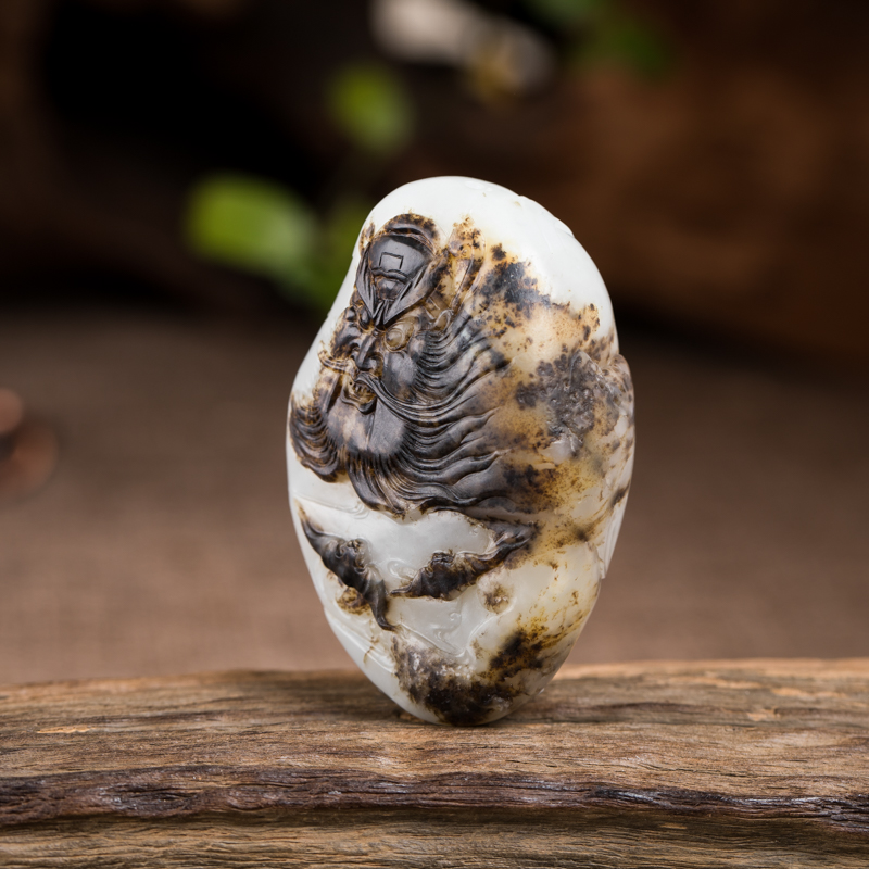 俏色和田玉钟馗纳福吊坠-红掌柜