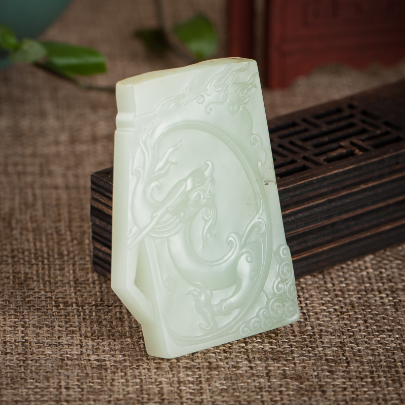 和田青白玉螭龙吊坠-红掌柜