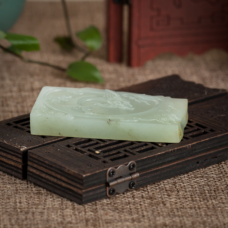 天然和田青白玉螭龙吊坠-红掌柜