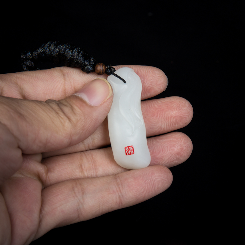 俄罗斯和田玉竹节吊坠-红掌柜