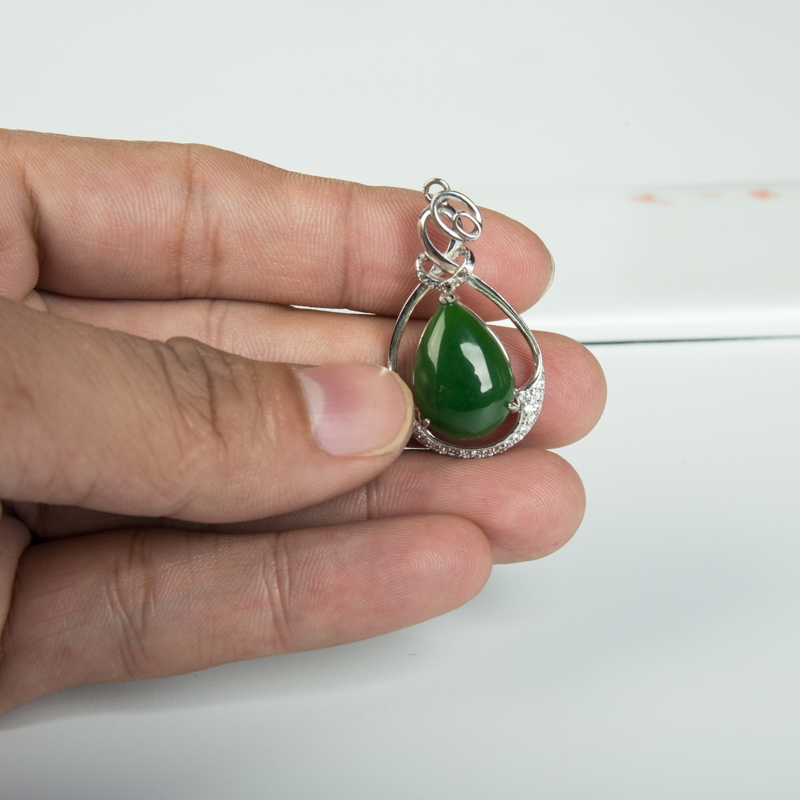 山料和田碧玉吊坠-红掌柜