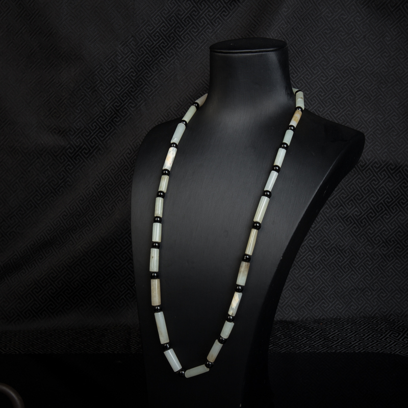 籽料俏色和田玉手串-红掌柜