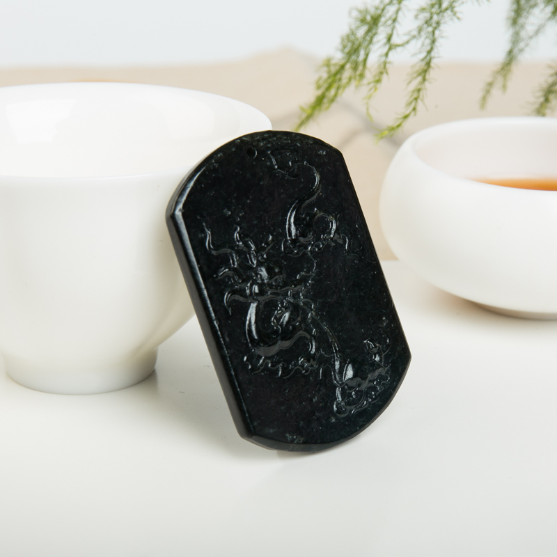 和田玉辰龙吊坠-红掌柜