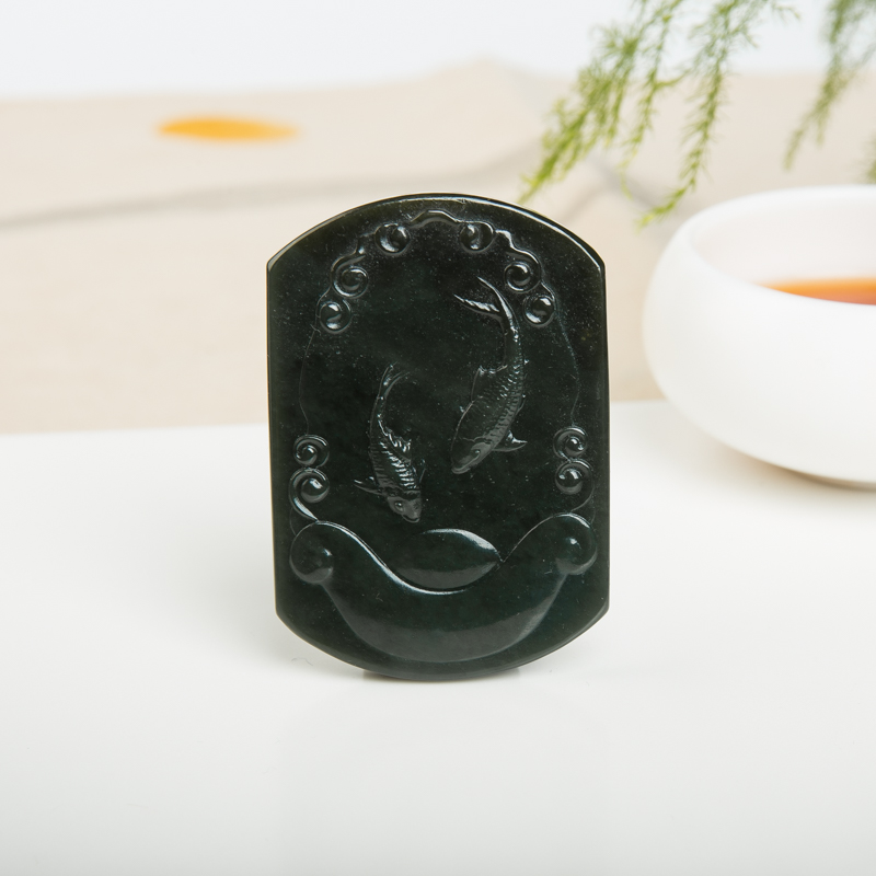 和田玉吊坠-红掌柜