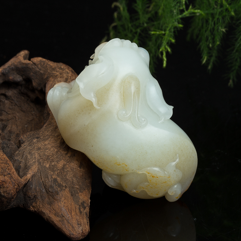 天然和田玉貔貅摆件-红掌柜