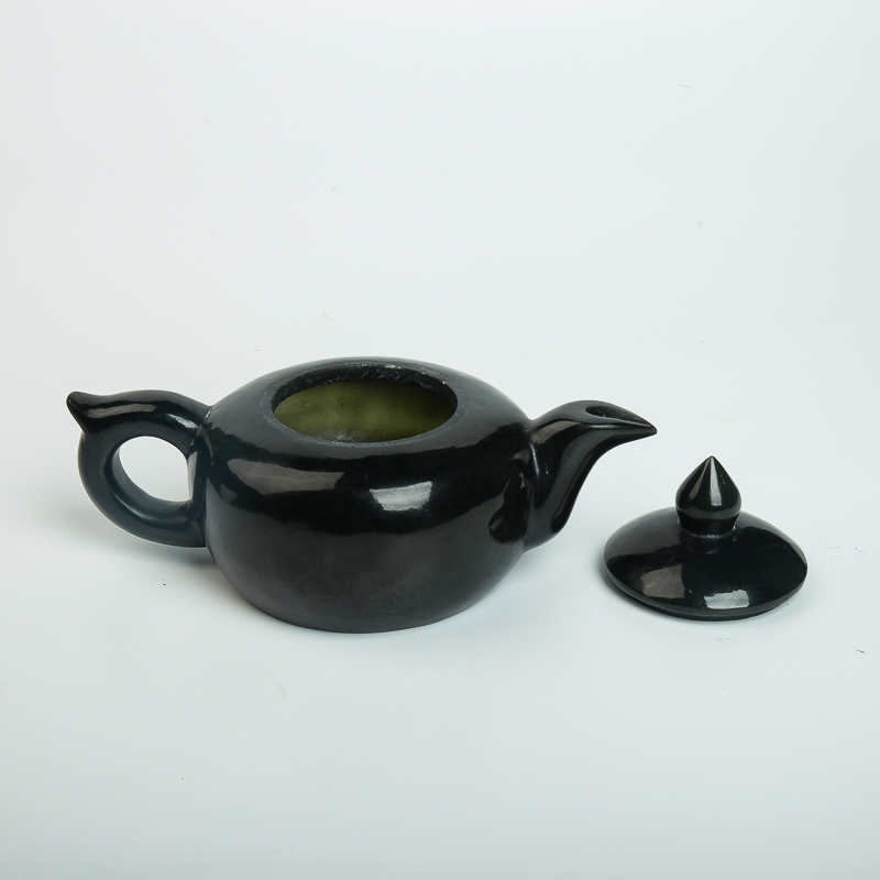 天然和田青玉茶壶摆件-红掌柜