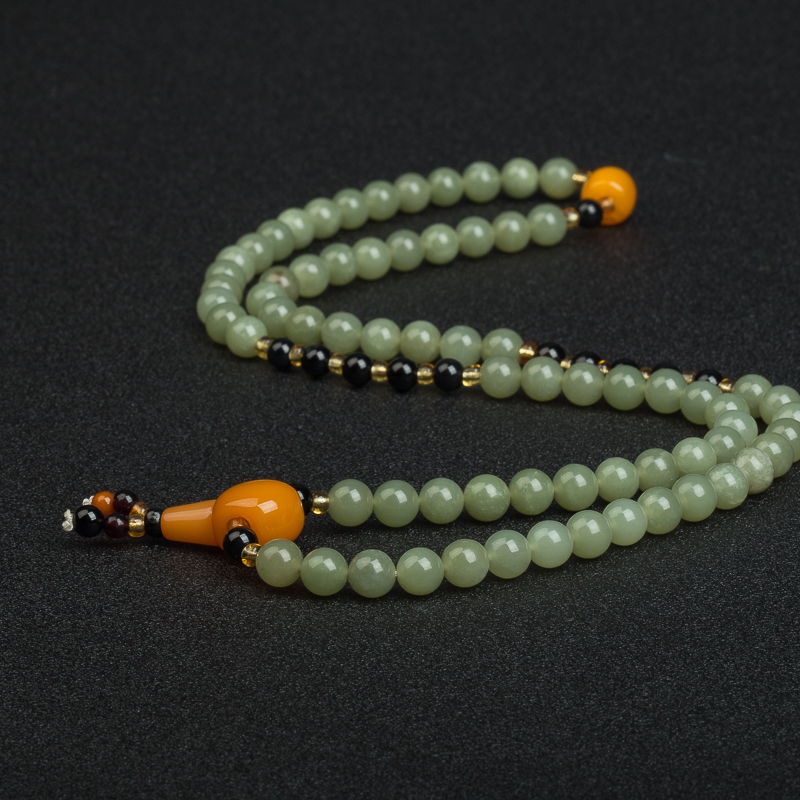 8.2mm天然山料和田青玉多圈手串-红掌柜