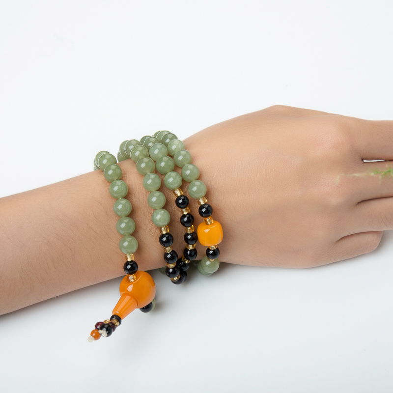 8.2mm俄罗斯山料和田青玉多圈手串-红掌柜