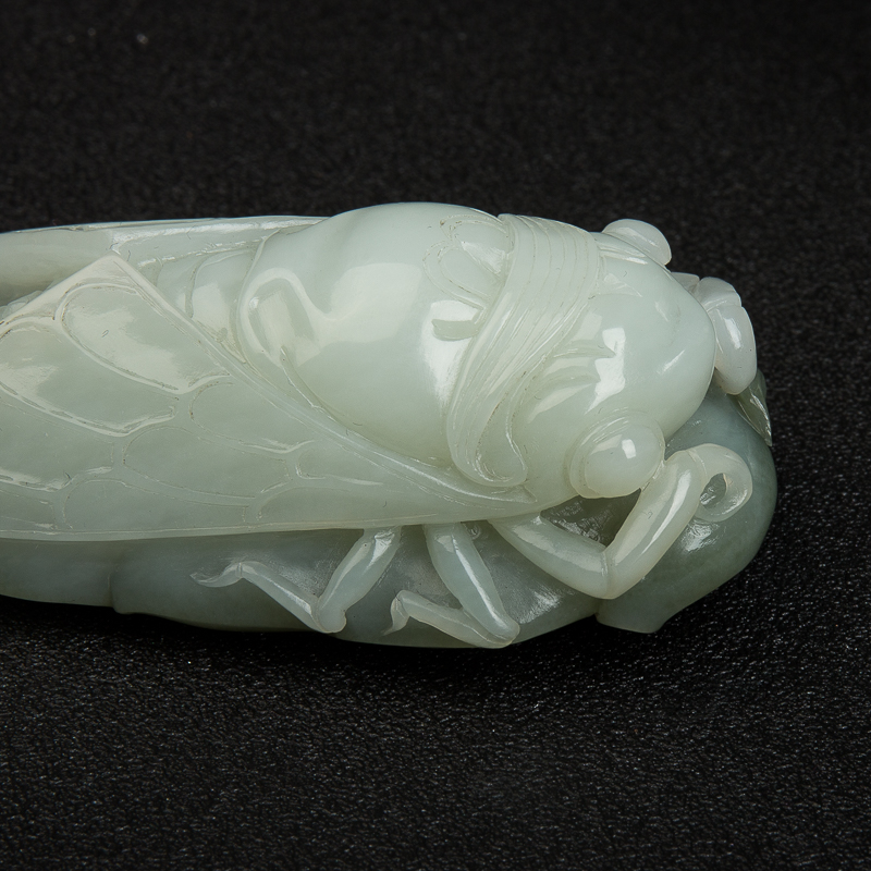 籽料俏色和田玉一鸣惊人吊坠-红掌柜