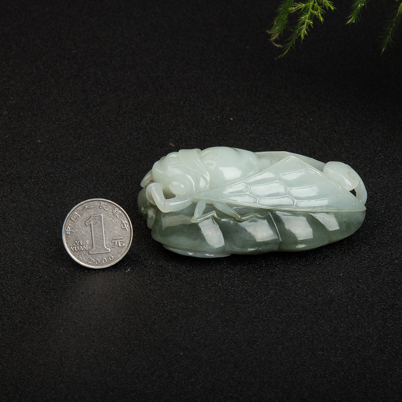 天然新疆籽料俏色和田玉一鸣惊人吊坠-红掌柜