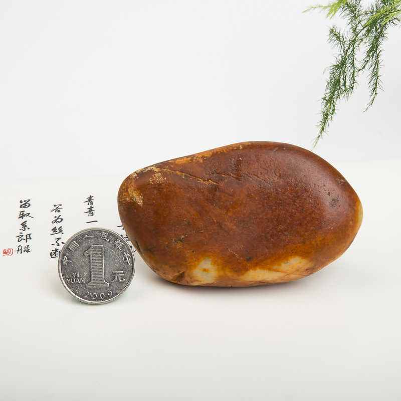 天然新疆籽料和田玉原石-红掌柜