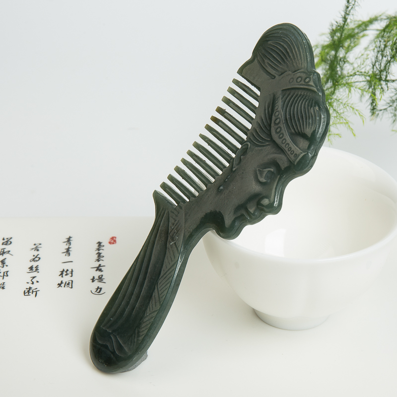 天然俄罗斯山料和田玉梳子-红掌柜