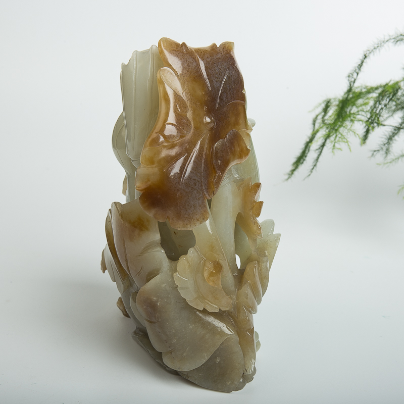 天然俄罗斯俏色和田玉年年有余摆件-红掌柜