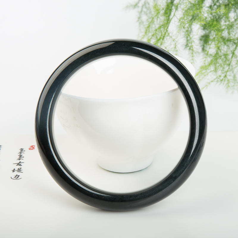 61mm天然山料和田青玉手镯-红掌柜