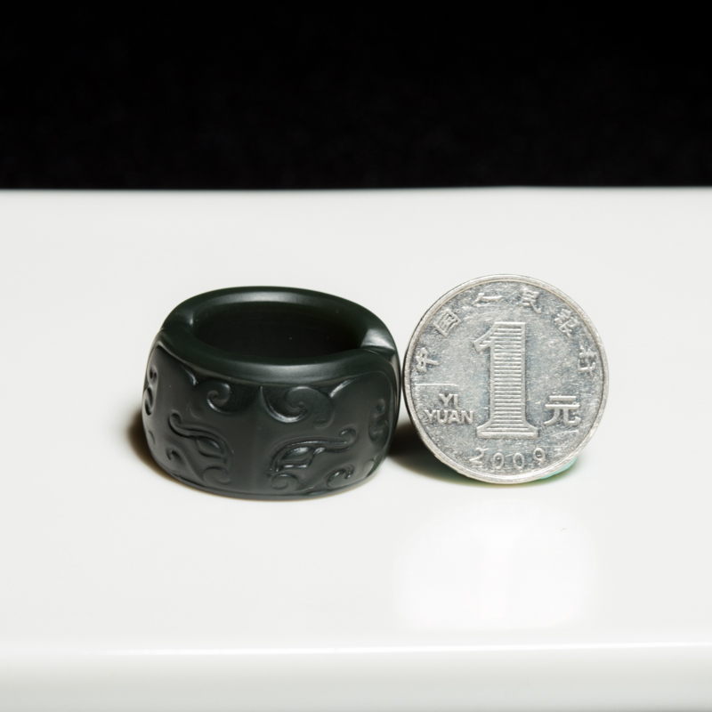 天然新疆山料和田青玉厚德载物扳指-红掌柜