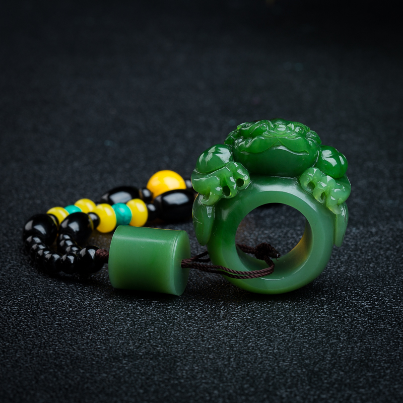 山料和田碧玉金蟾扳指-红掌柜