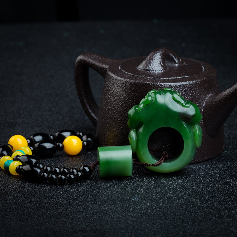 和田玉金蟾扳指-红掌柜