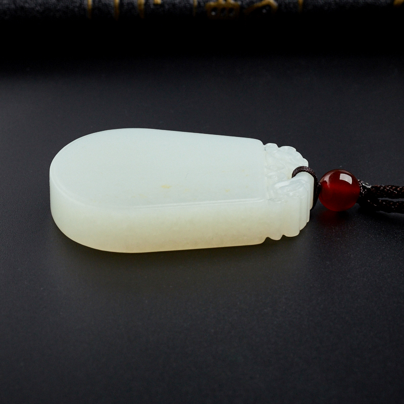 和田玉挂件-红掌柜珠宝