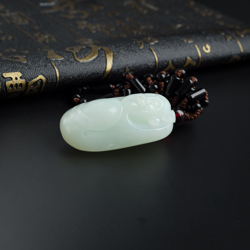 和田玉白玉吊坠-红掌柜