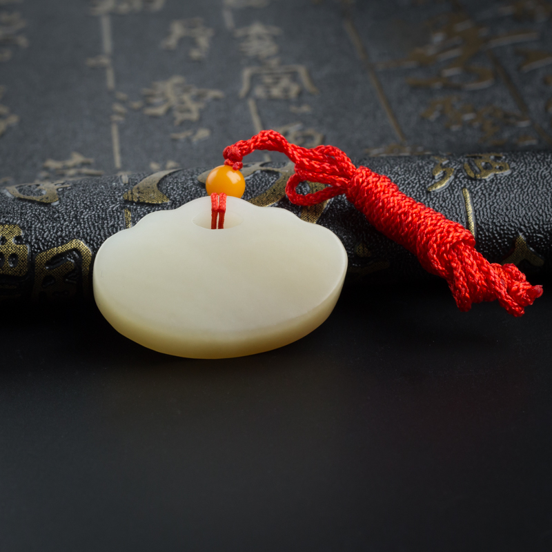 天然俄料和田玉锁头吊坠-红掌柜