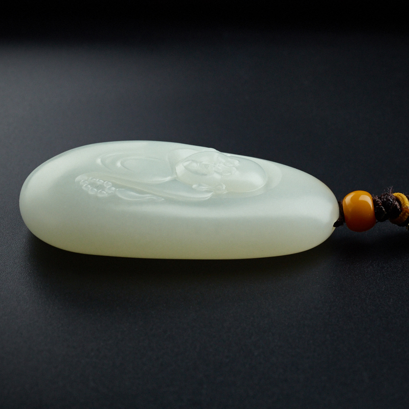 和田玉佛牌 - 红掌柜