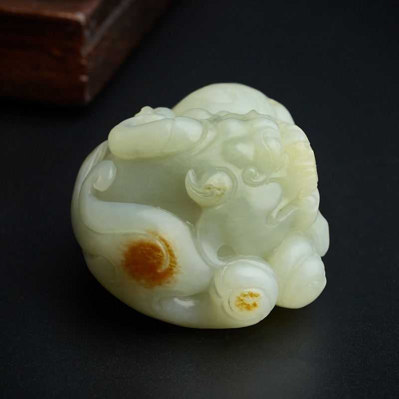 带皮和田玉籽料貔貅手把件 - 红掌柜