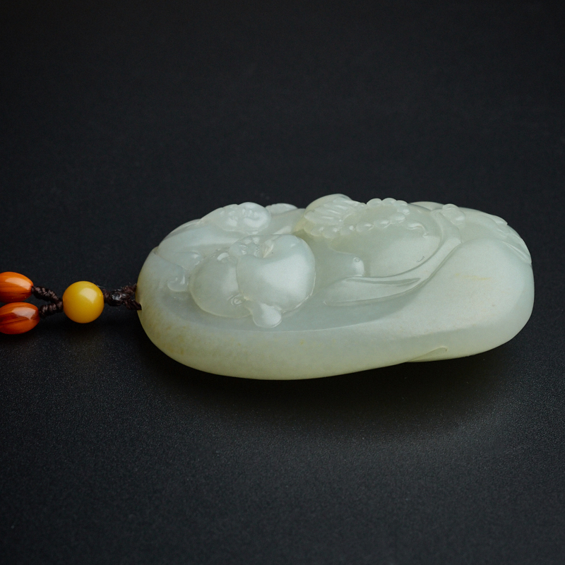 籽料和田玉吊坠 - 红掌柜