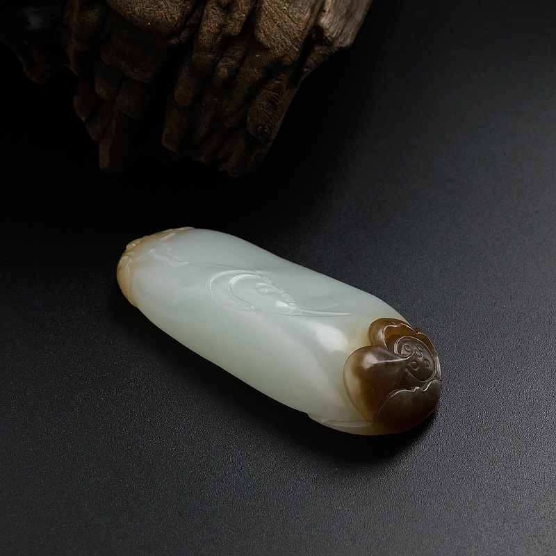 带皮色和田玉观音挂件- 红掌柜